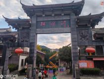 阿依河，抬眼是画，低眉是诗